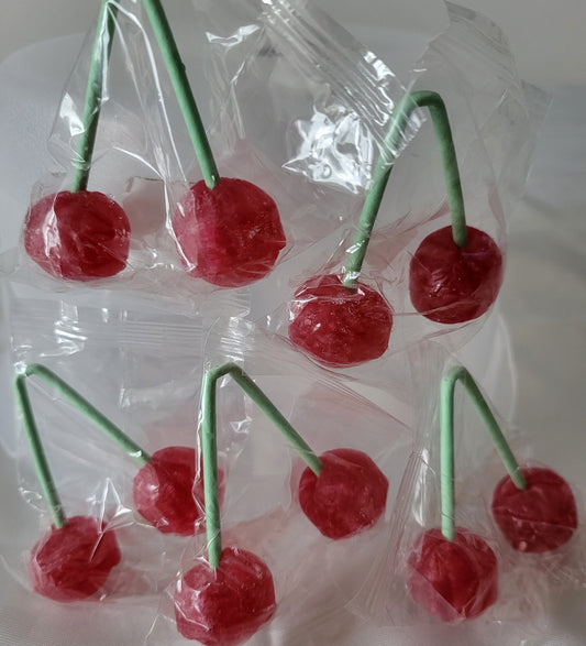 Bonbons sucettes  double cerise 10 sucettes 2,00 €