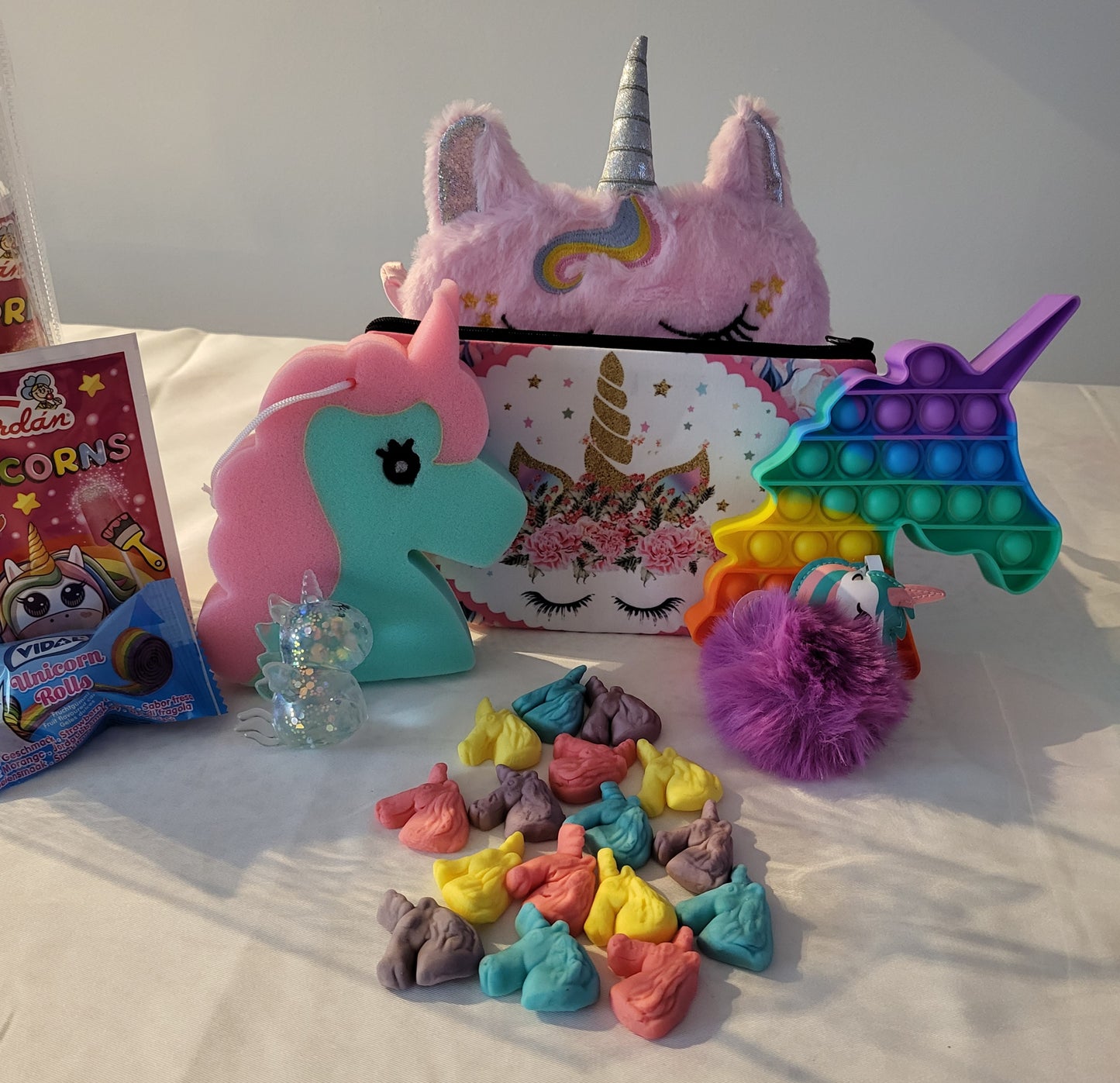 Sacs cadeaux et bonbons licorne