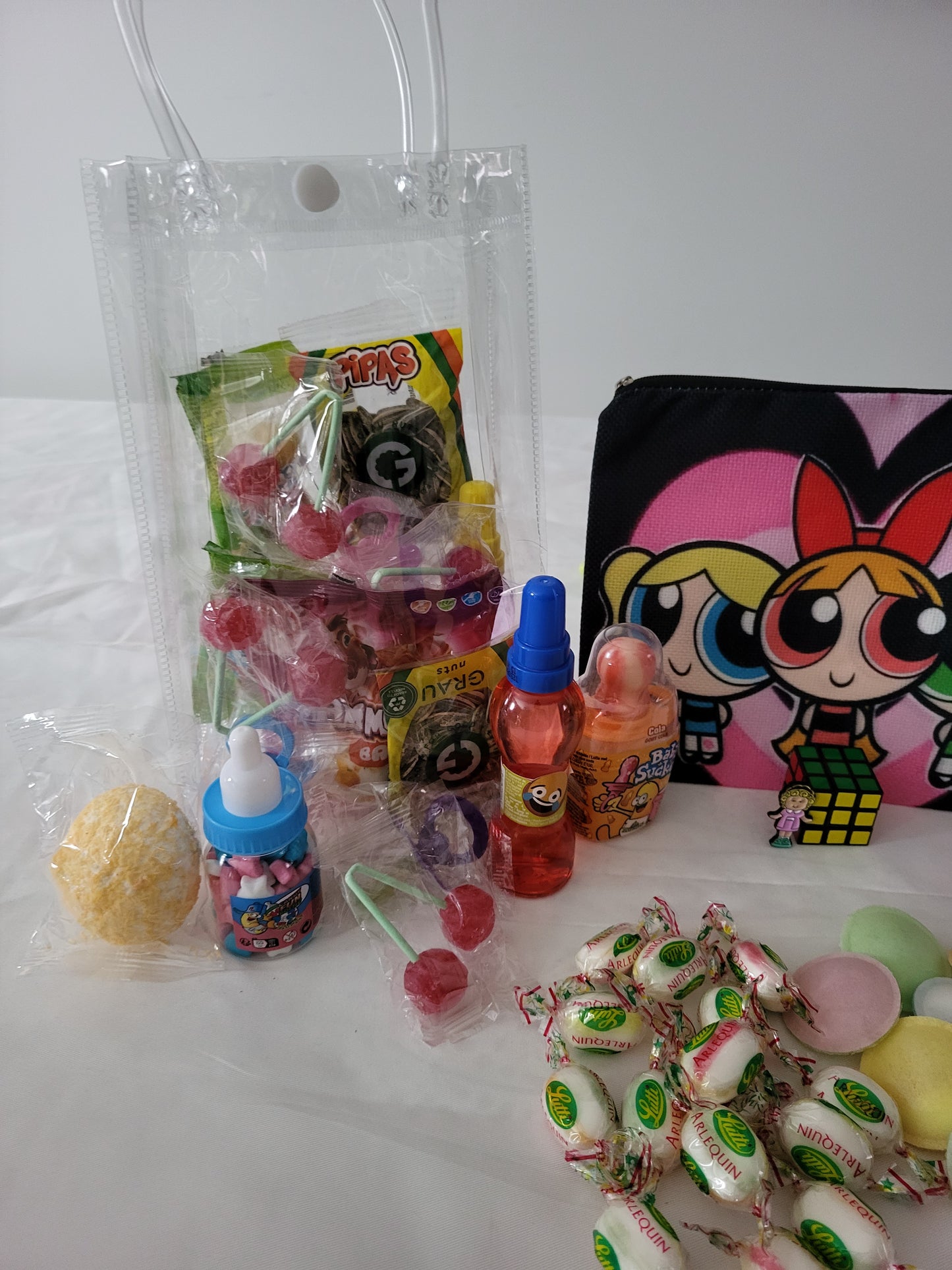 Sacs cadeaux et bonbons rétro